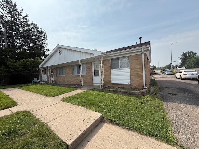 3822 North Sheridan Knolls Court